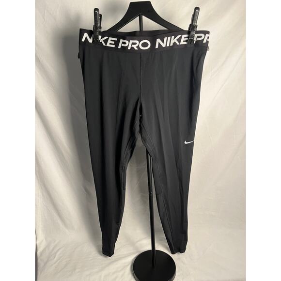 Nike Pro Leggings Women’s XL NWT Black Mesh Panel Training Tights - Picture 1 of 6